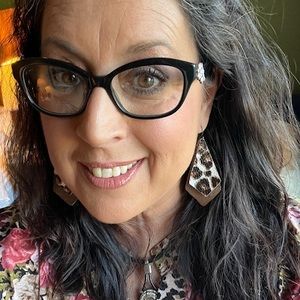 Meet your Posher, Kris